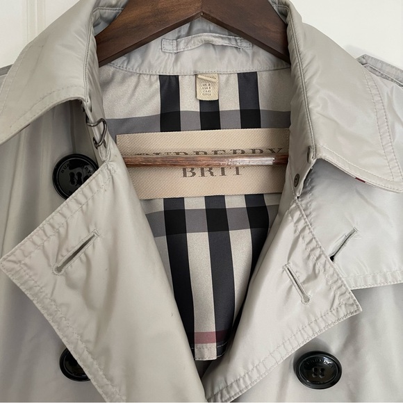 Burberry Brit Trench Coat, Size 6 - Picture 2 of 10